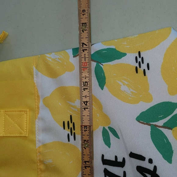 Pure Honey Squeeze the Day Lemon Theme Cooler Tote New - Picture 10 of 11